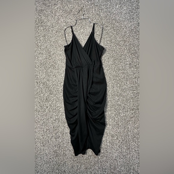 NWOT Spaghetti Strap Ruched Midi Dress Size Medium - Picture 2 of 5